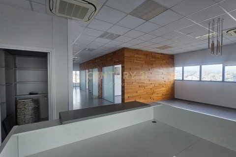 340m2 Oficina en Kato Polemidia, Limassol, Chipre No. 55943