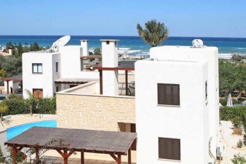 4 dormitorios Villa en Paphos, Chipre No. 38140