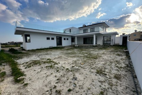 5 bedrooms Villa in Kiti, Larnaka, Cyprus No. 51214