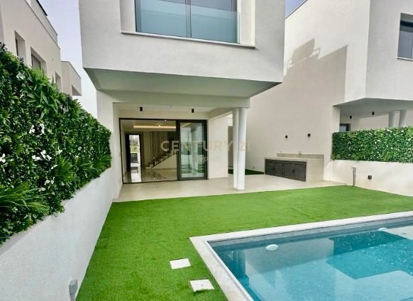 3 chambres Villa à Trachoni, Limassol, Chypre No. 55286