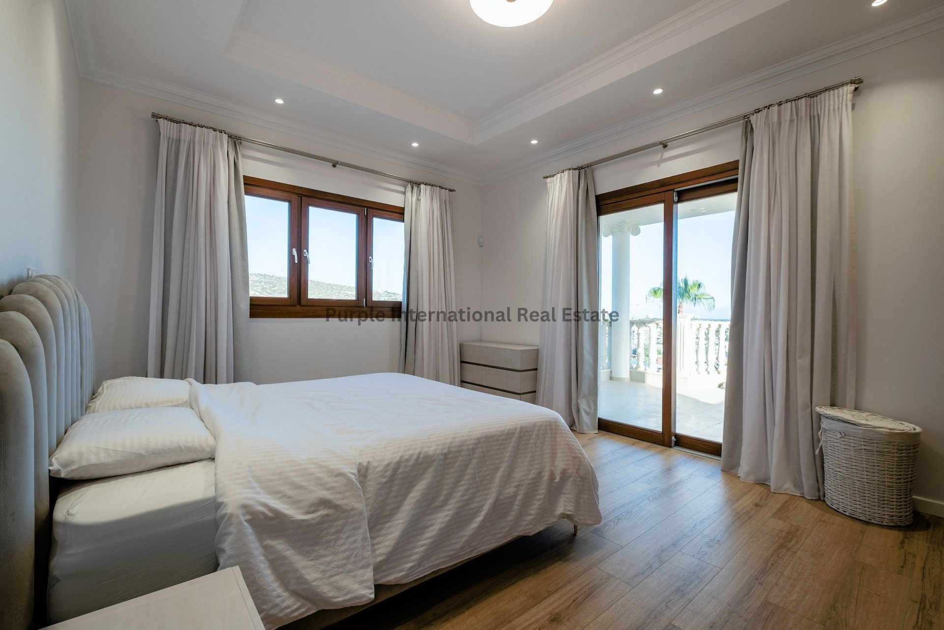 6 bedrooms Villa in Mouttagiaka, Limassol, Cyprus No. 35118
