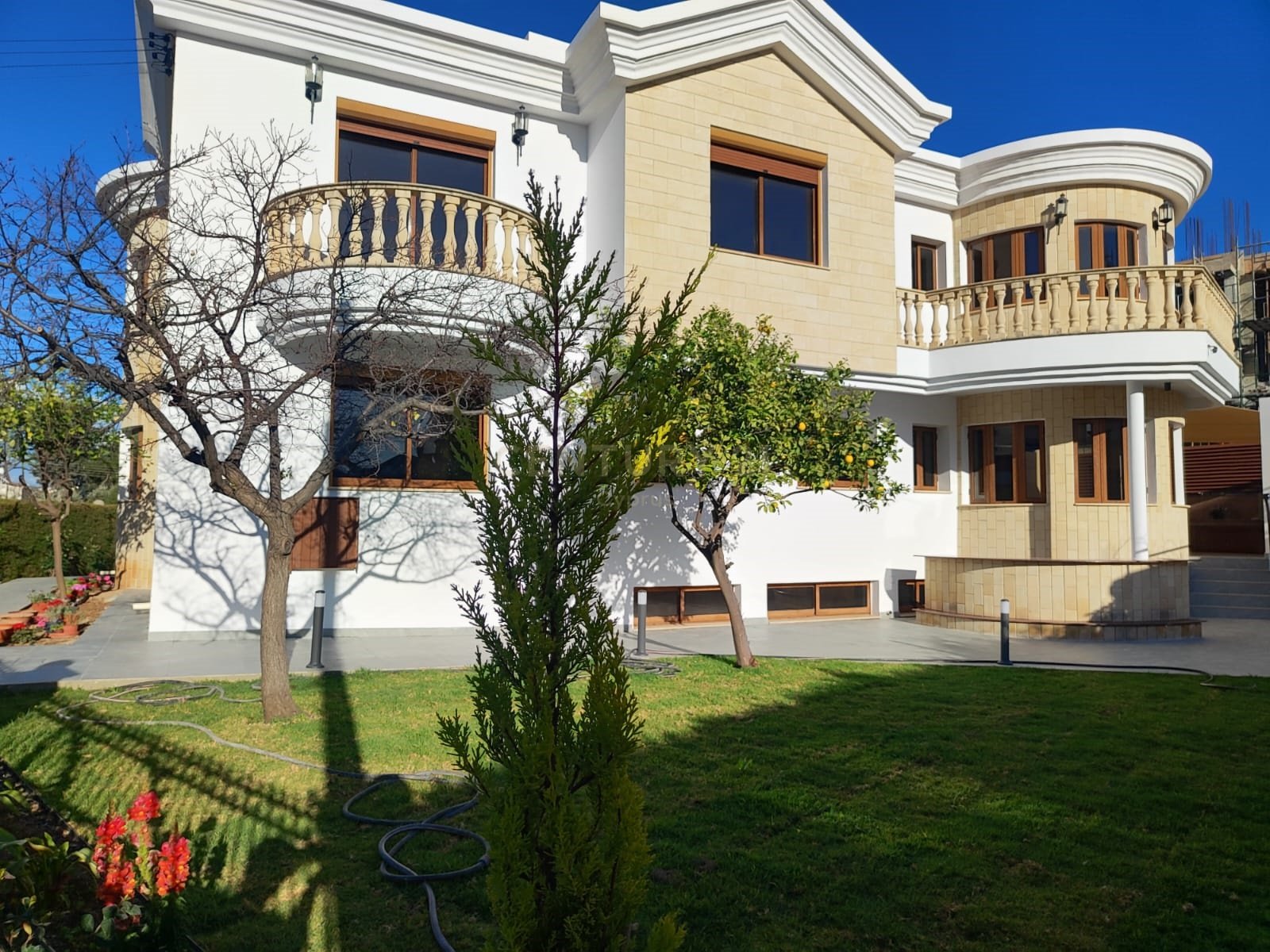 4 bedrooms Villa in Germasogeia, Limassol, Cyprus No. 20266