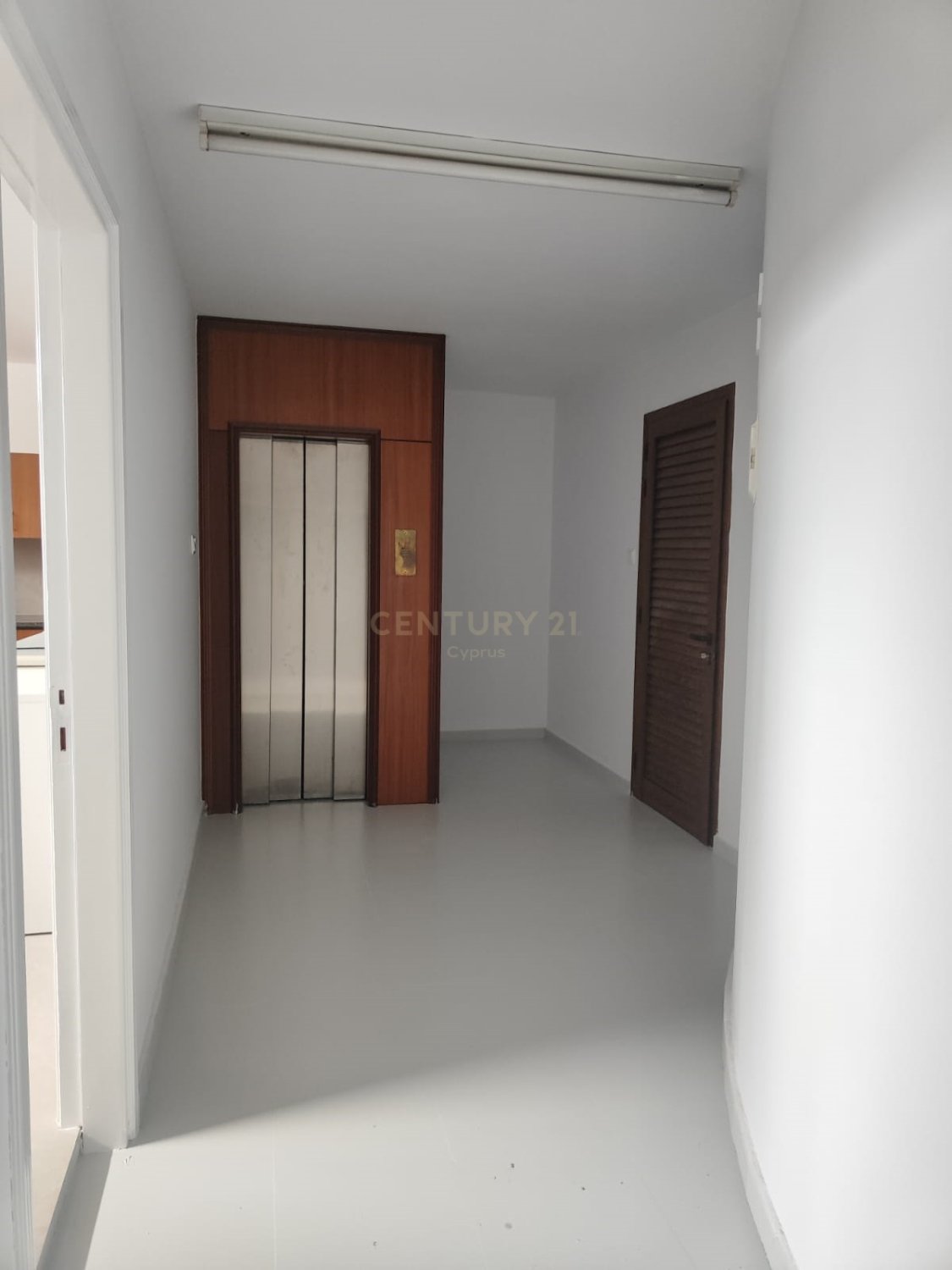 4 bedrooms Villa in Germasogeia, Limassol, Cyprus No. 20266
