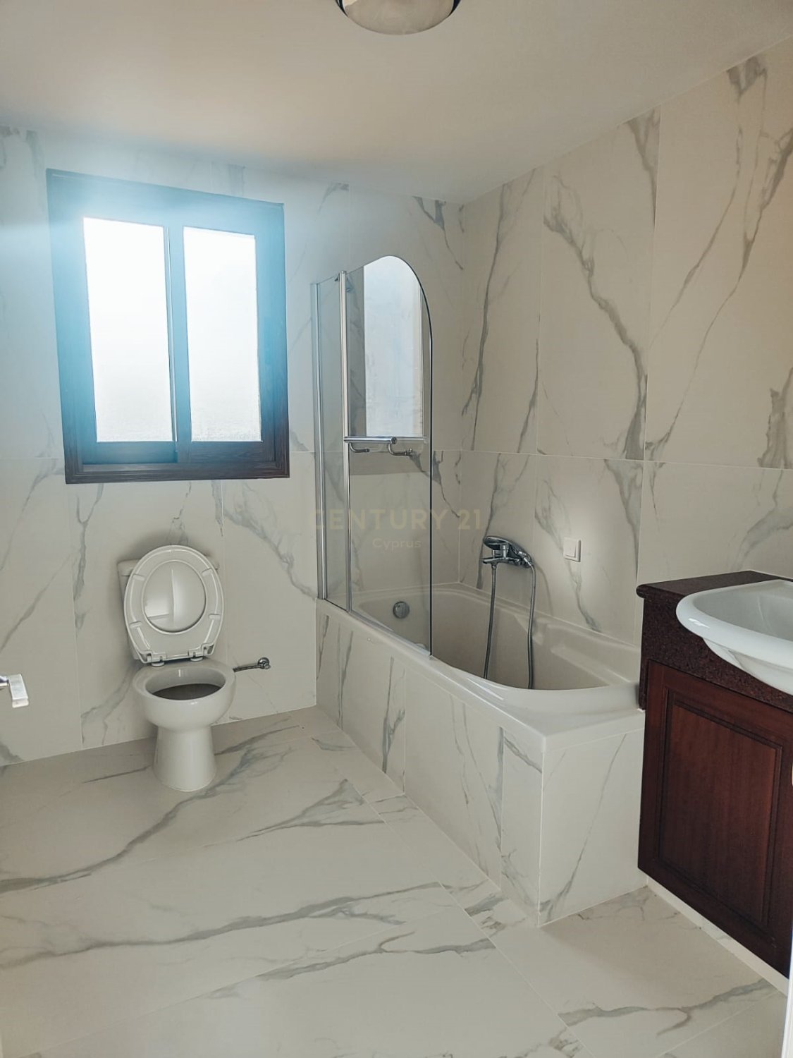 4 bedrooms Villa in Germasogeia, Limassol, Cyprus No. 20266