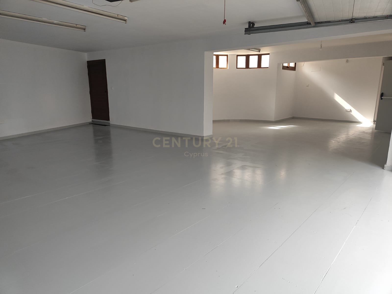 4 bedrooms Villa in Germasogeia, Limassol, Cyprus No. 20266