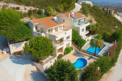 5 bedrooms Villa in Tala, Paphos, Cyprus No. 39428