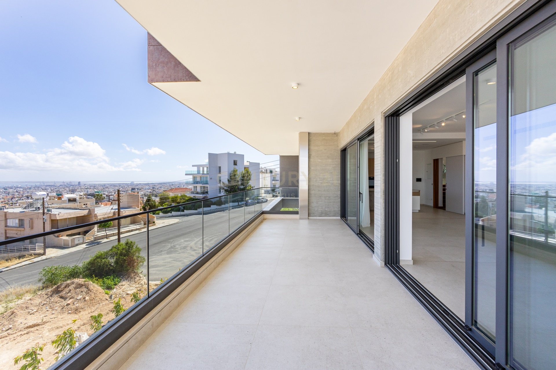 4 chambres Villa à Mesa Geitonia, Limassol, Chypre No. 55828