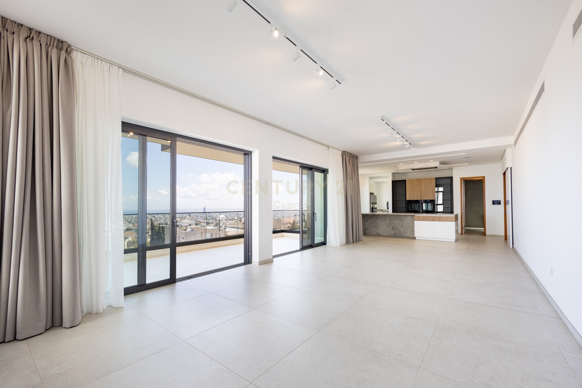 4 chambres Villa à Mesa Geitonia, Limassol, Chypre No. 55828
