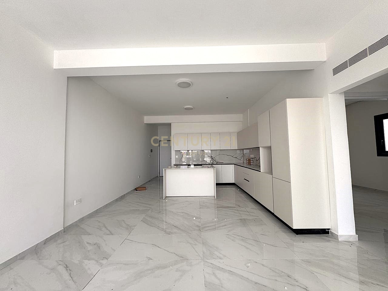 2 bedrooms Apartment in Germasogeia, Limassol, Cyprus No. 53759