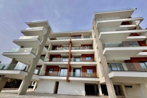 2 bedrooms Apartment in Germasogeia, Limassol, Cyprus No. 53759