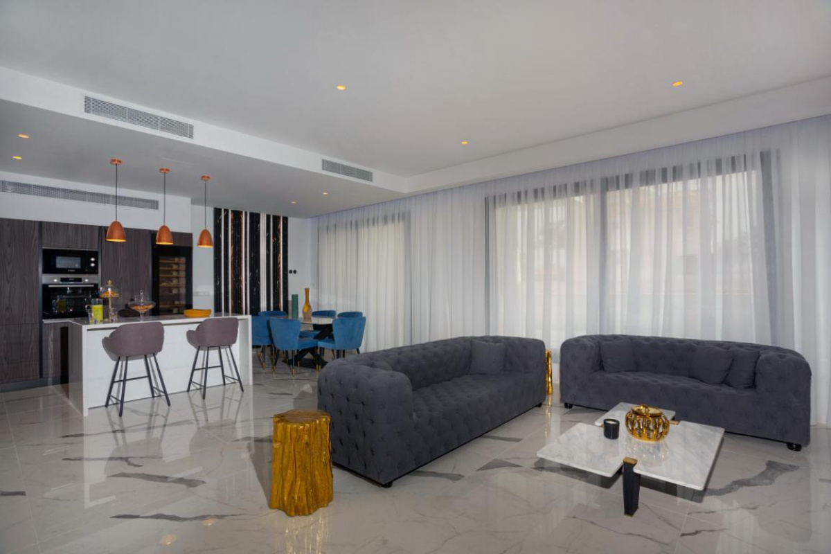 4 chambres Maison de Ville à Limassol, Chypre No. 38423