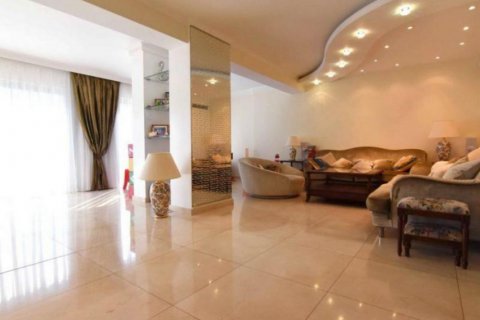 4 bedrooms Apartment in Limassol, Cyprus No. 38420
