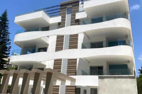 2 bedrooms Apartment in Limassol, Cyprus No. 38595