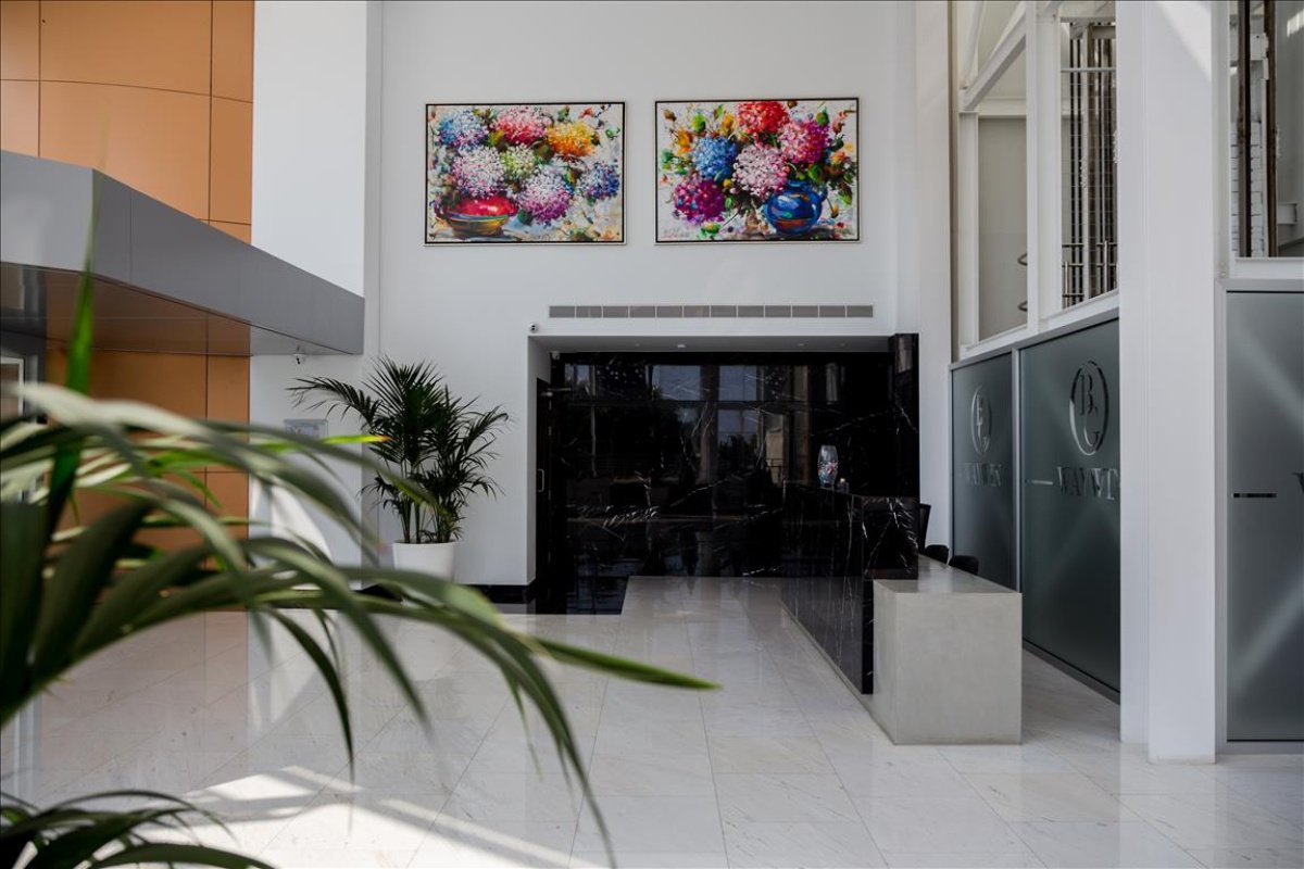 6362m2 Local comercial en Limassol, Chipre No. 38594