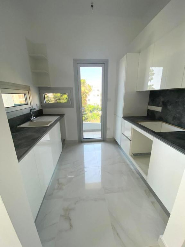 3 bedrooms Apartment in Limassol, Cyprus No. 38596