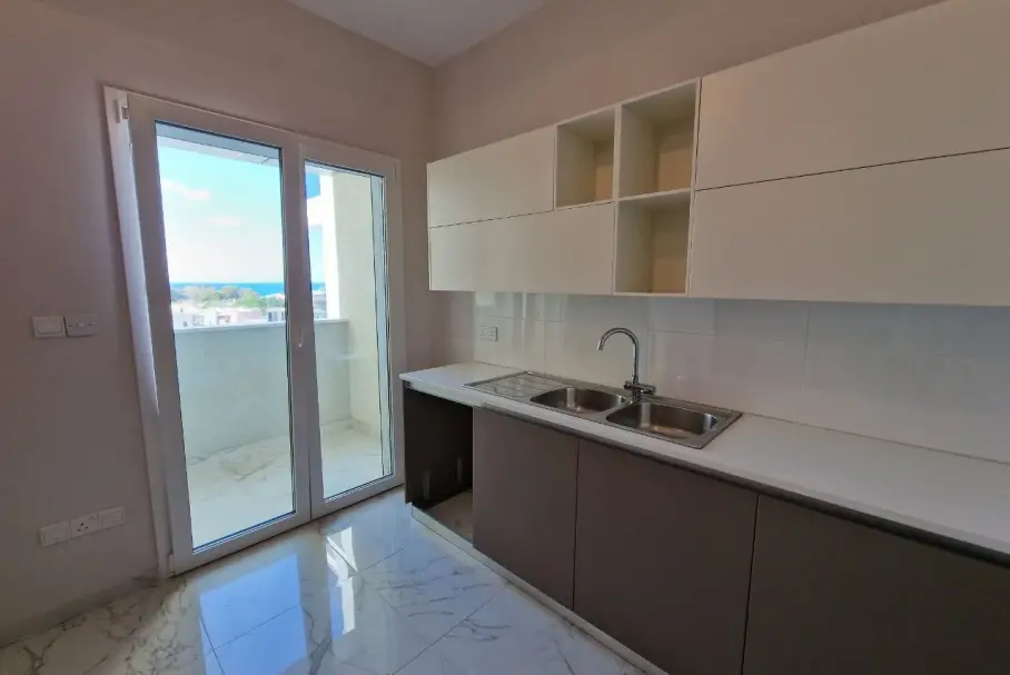 3 dormitorios Apartamento en Agios Tychonas, Limassol, Chipre No. 30277