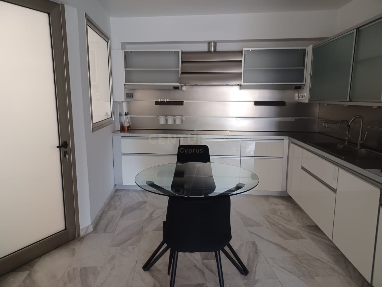 2 bedrooms Apartment in Limassol, Cyprus No. 53611