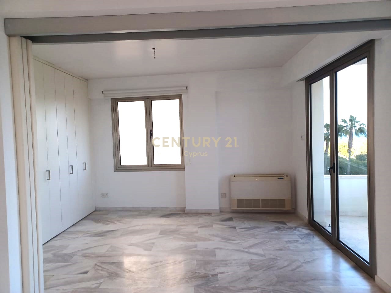 2 bedrooms Apartment in Limassol, Cyprus No. 53611
