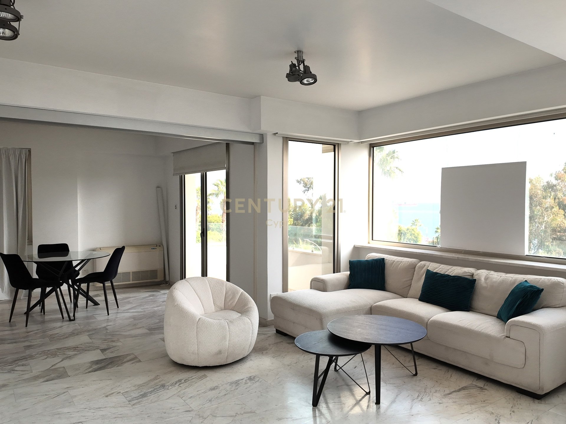 2 bedrooms Apartment in Limassol, Cyprus No. 53611