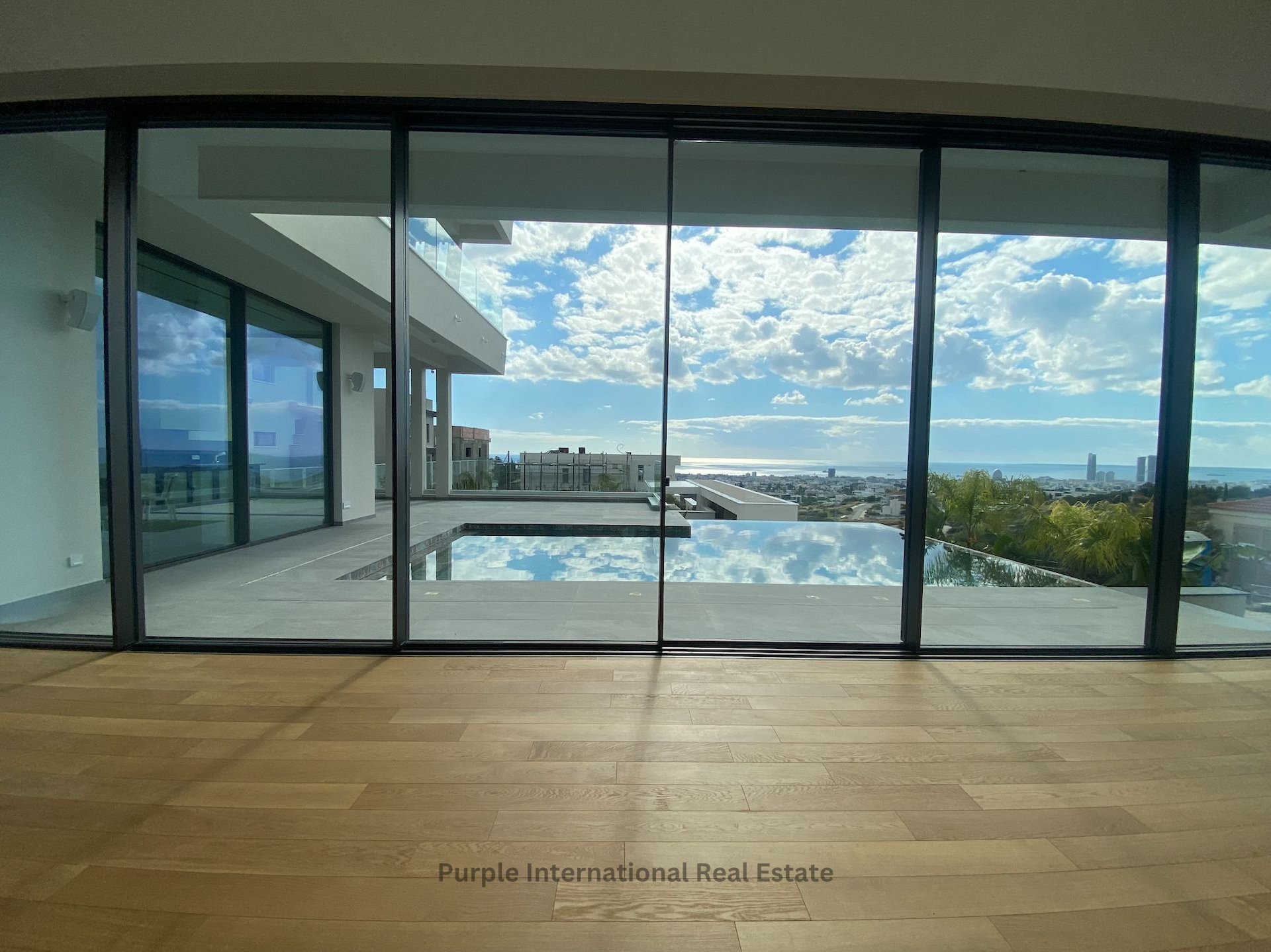 6 dormitorios Villa en Germasogeia, Limassol, Chipre No. 35963