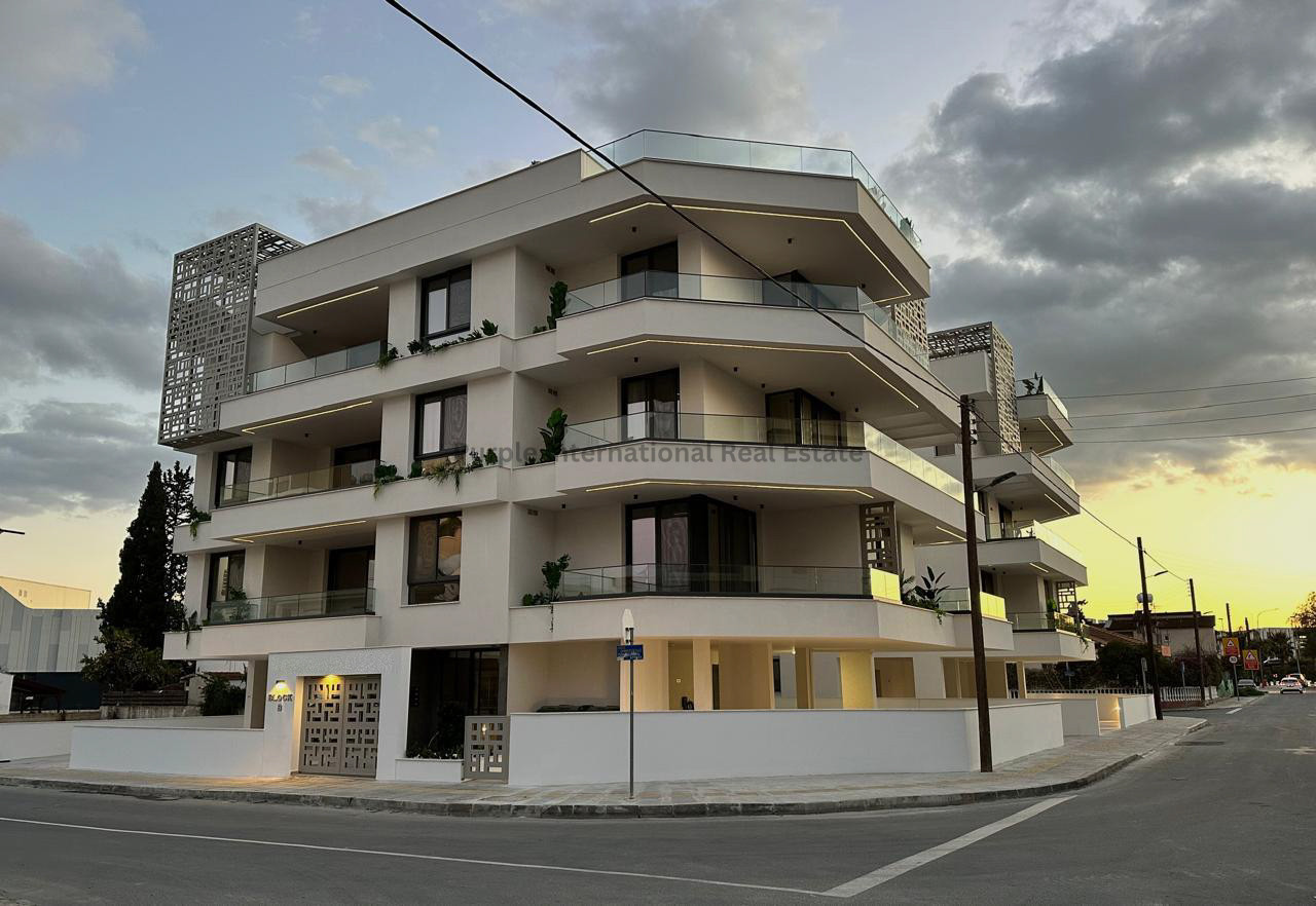 2 bedrooms Apartment in Larnaka, Cyprus No. 57822