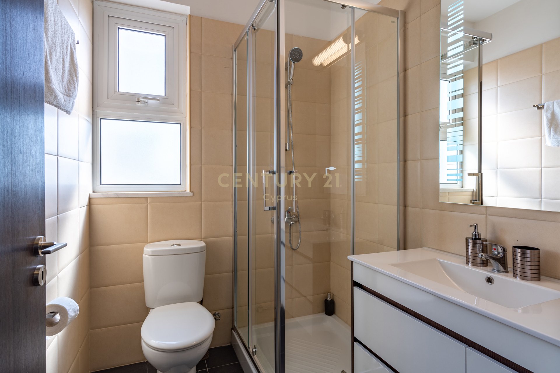 1 dormitorio Apartamento en Larnaca, Larnaka, Chipre No. 57232