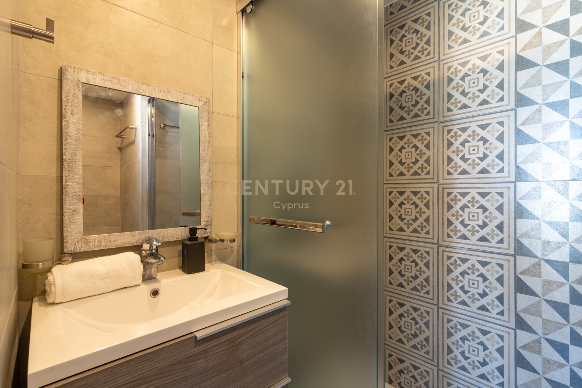 2 dormitorios Apartamento en Larnaca, Larnaka, Chipre No. 57233