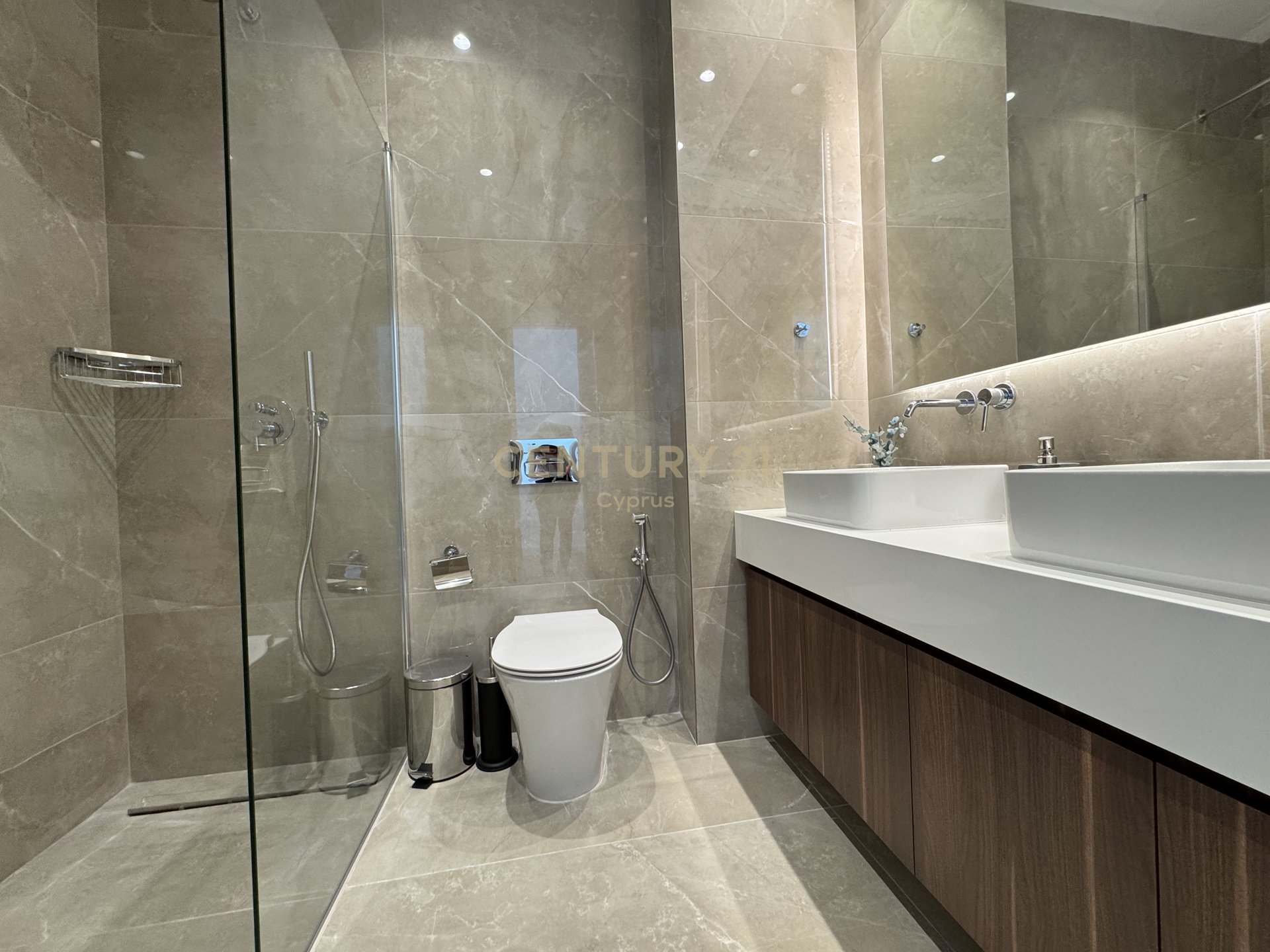 4 chambres Appartement à Agios Tychonas, Limassol, Chypre No. 55595