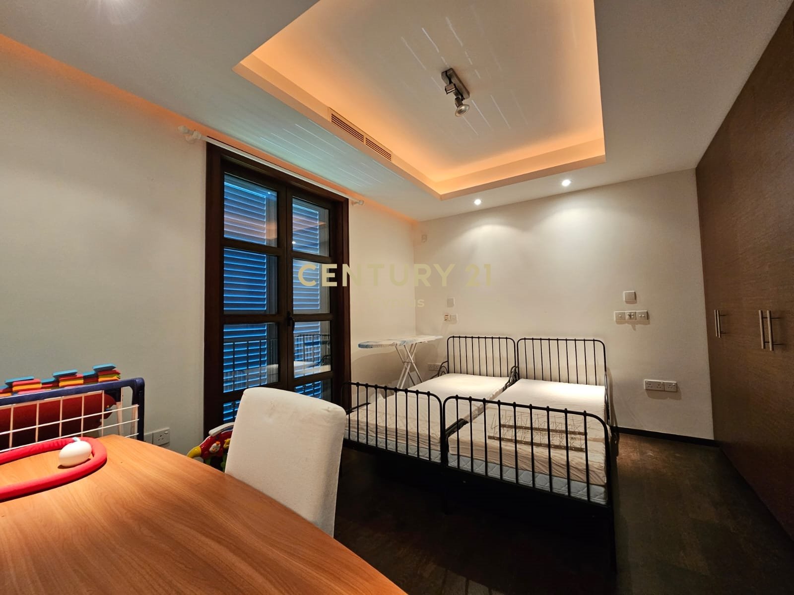 5 bedrooms Villa in Pyrgos, Limassol, Cyprus No. 6025