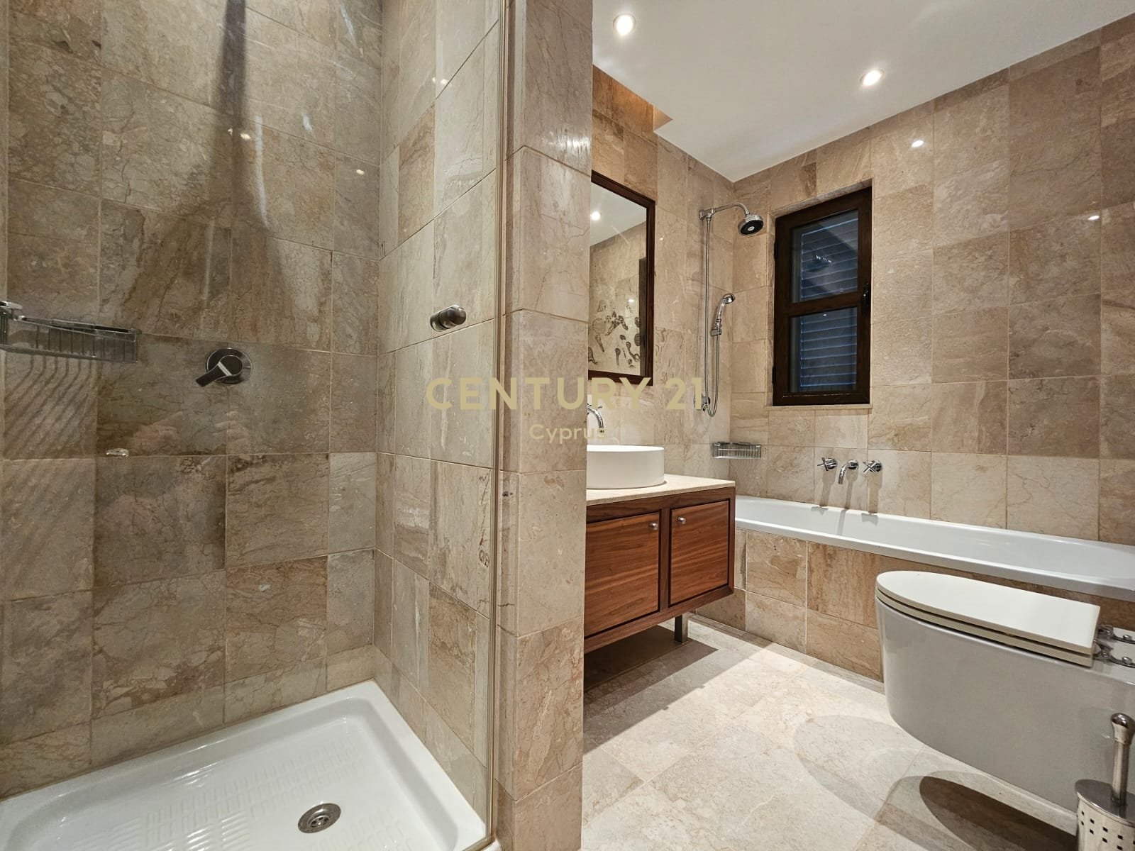 5 bedrooms Villa in Pyrgos, Limassol, Cyprus No. 6025