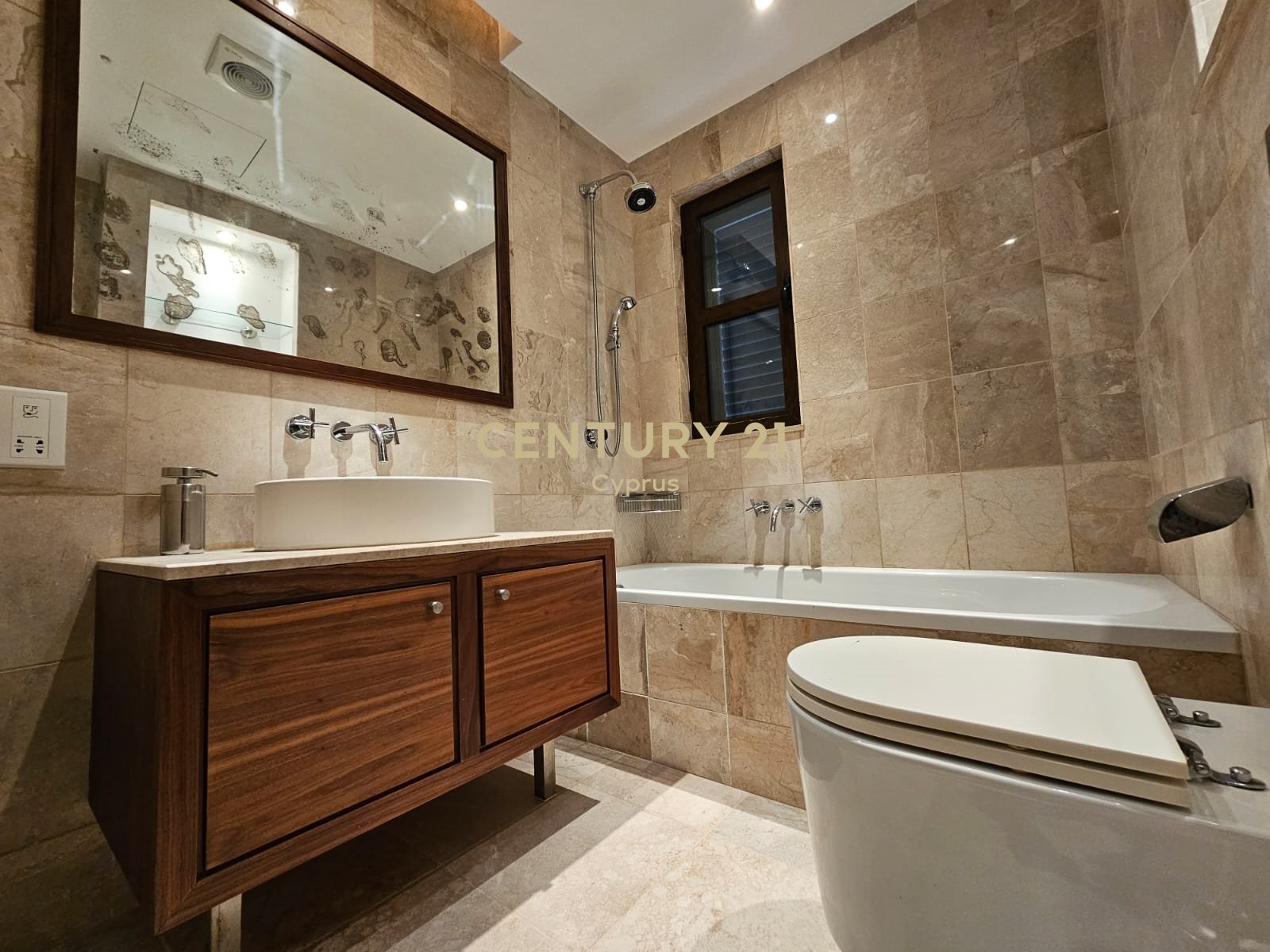 5 bedrooms Villa in Pyrgos, Limassol, Cyprus No. 6025