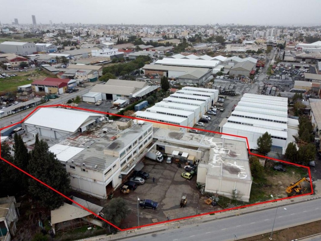 3519m2 Local comercial en Nicosia, Chipre No. 37979