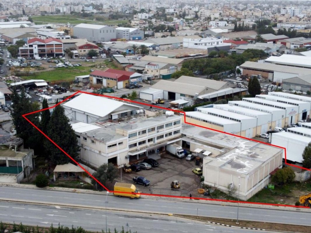 3519m2 Local comercial en Nicosia, Chipre No. 37979