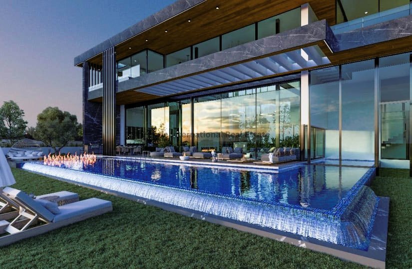 6 bedrooms Villa in Paphos, Cyprus No. 35070