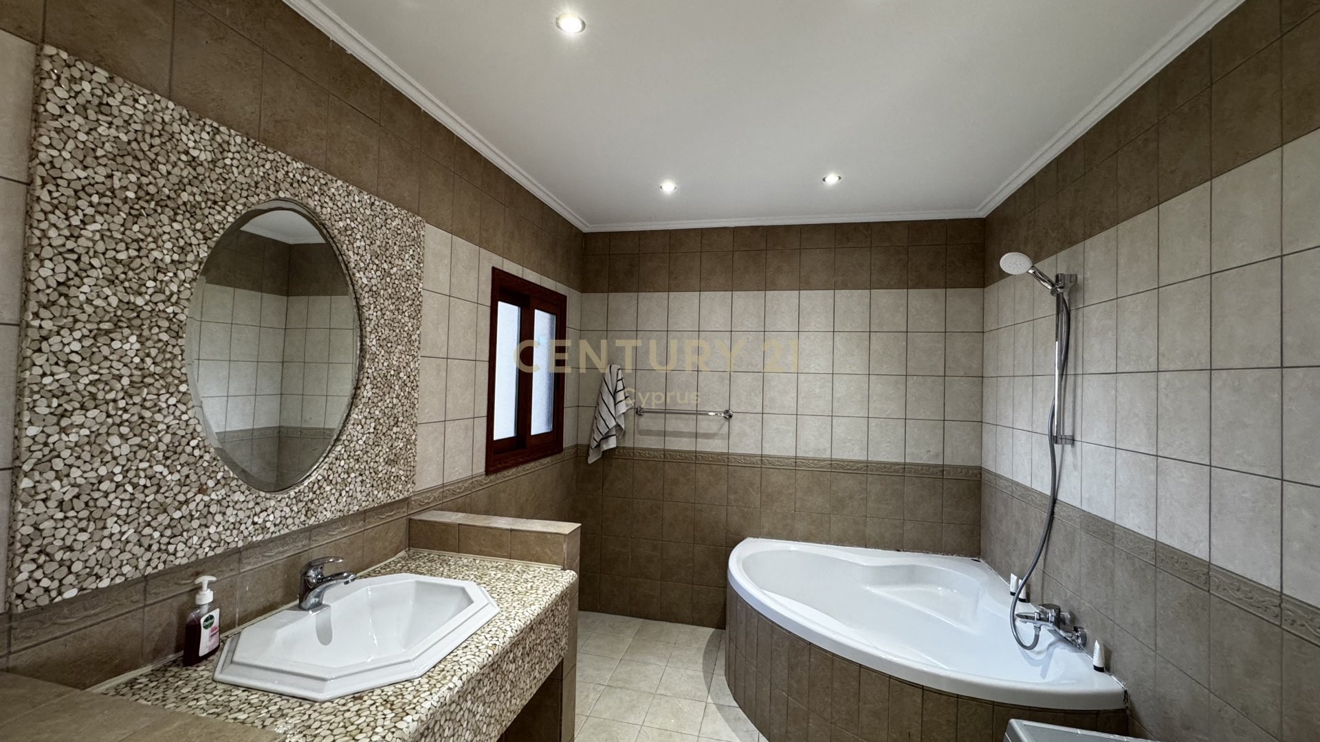 2 bedrooms Apartment in Germasogeia, Limassol, Cyprus No. 53909