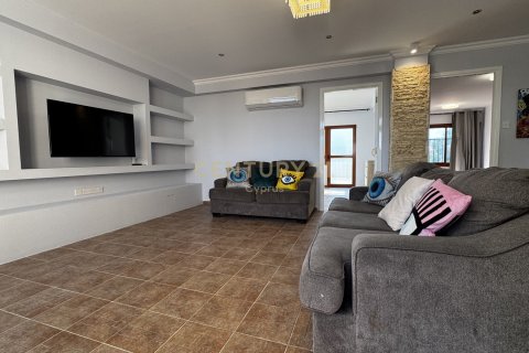 2 bedrooms Apartment in Germasogeia, Limassol, Cyprus No. 53909