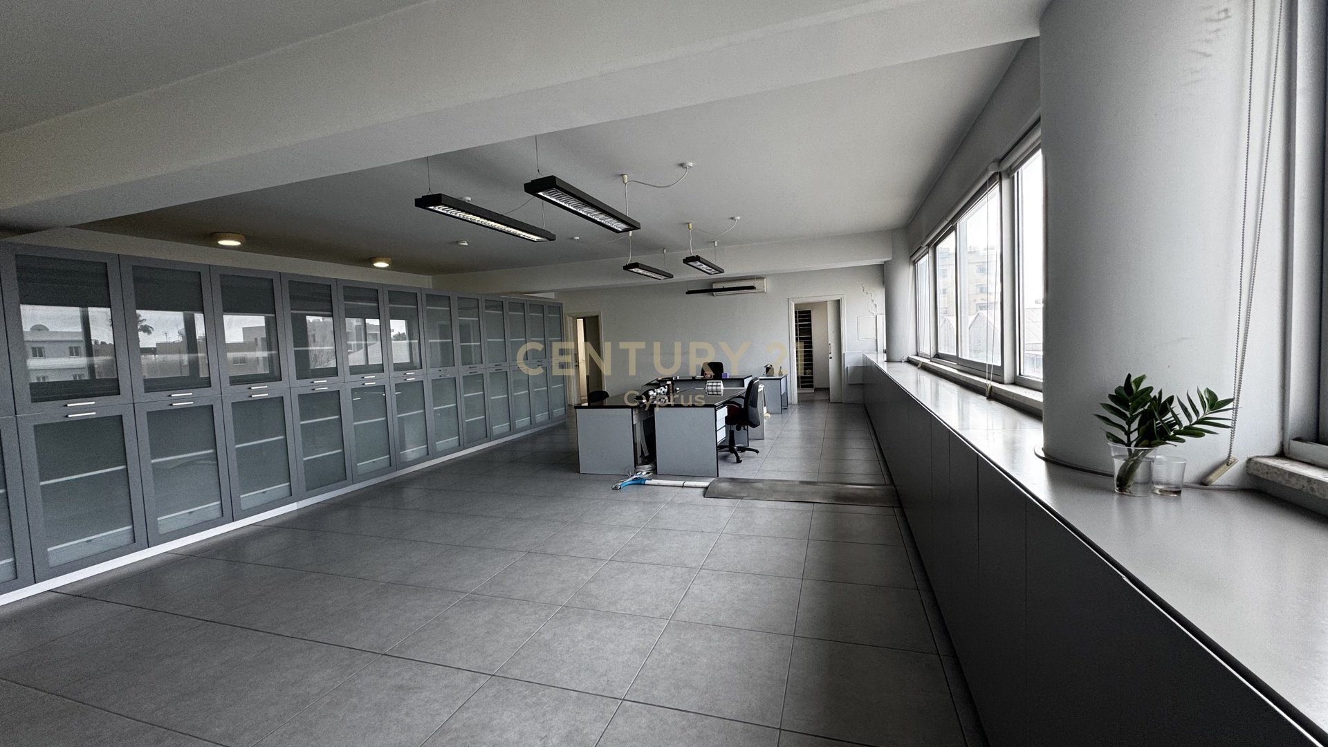 500m2 Oficina en Agios Ioannis, Limassol, Chipre No. 53911