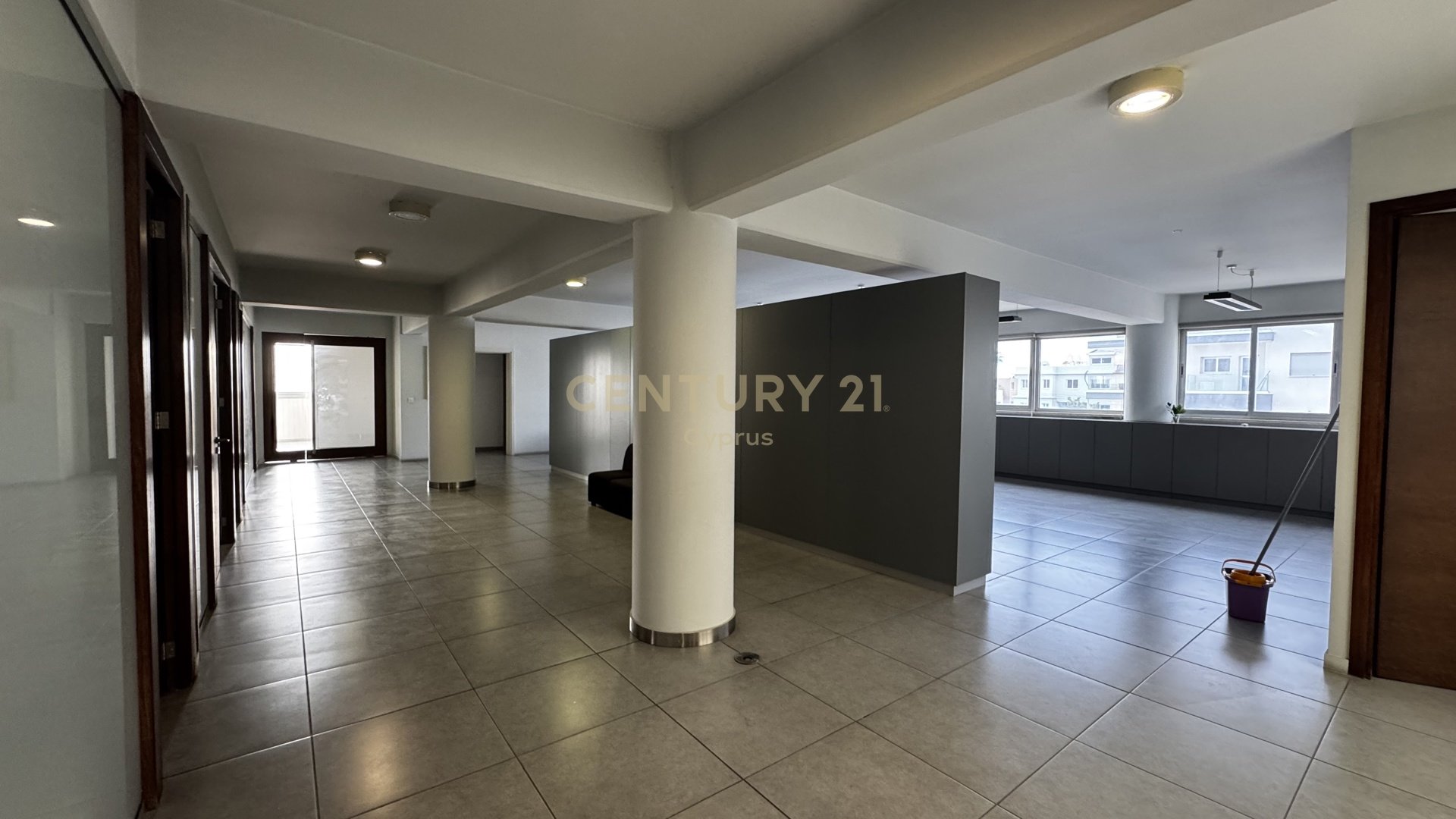 500m2 Oficina en Agios Ioannis, Limassol, Chipre No. 53911