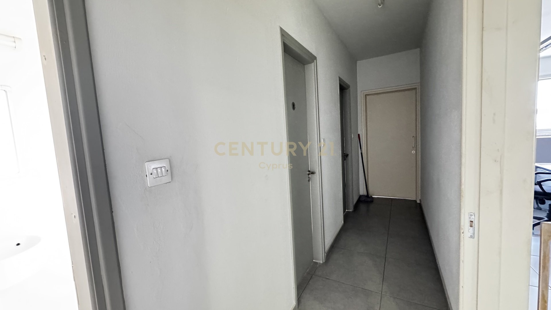 500m2 Oficina en Agios Ioannis, Limassol, Chipre No. 53911