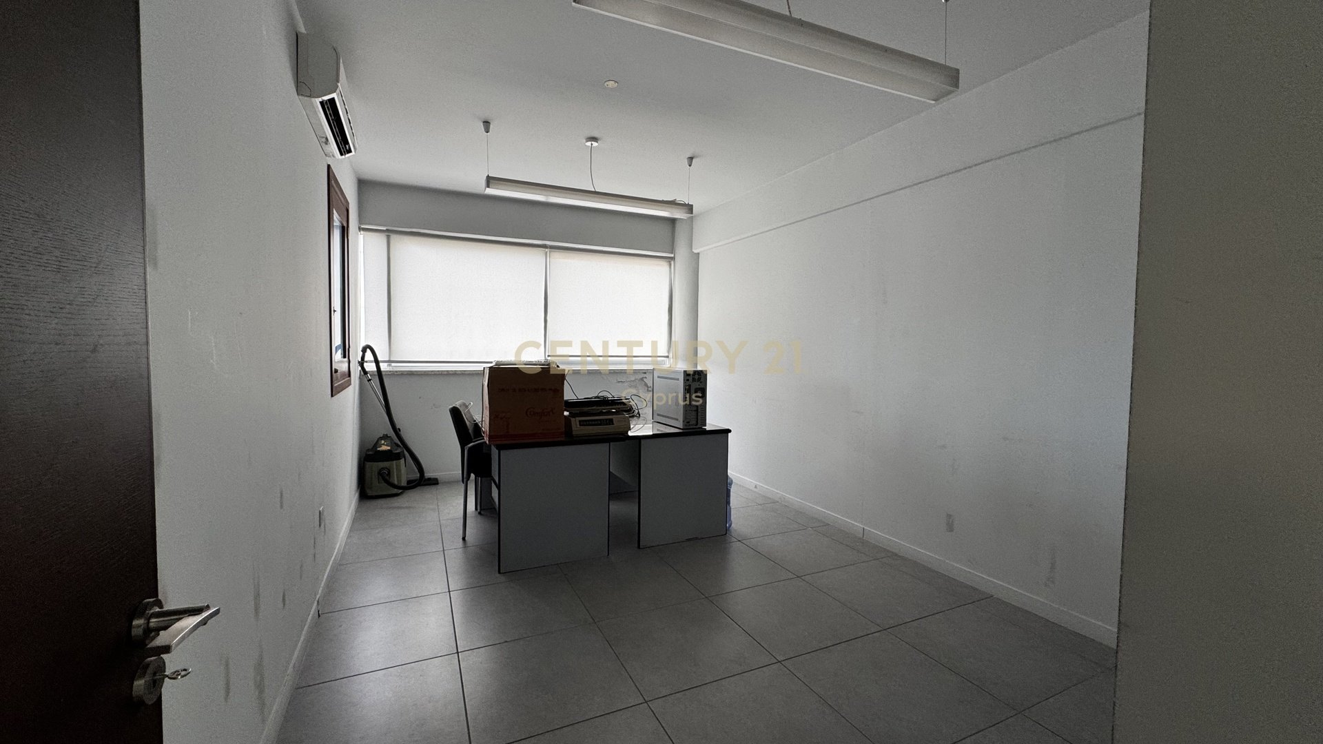 500m2 Oficina en Agios Ioannis, Limassol, Chipre No. 53911