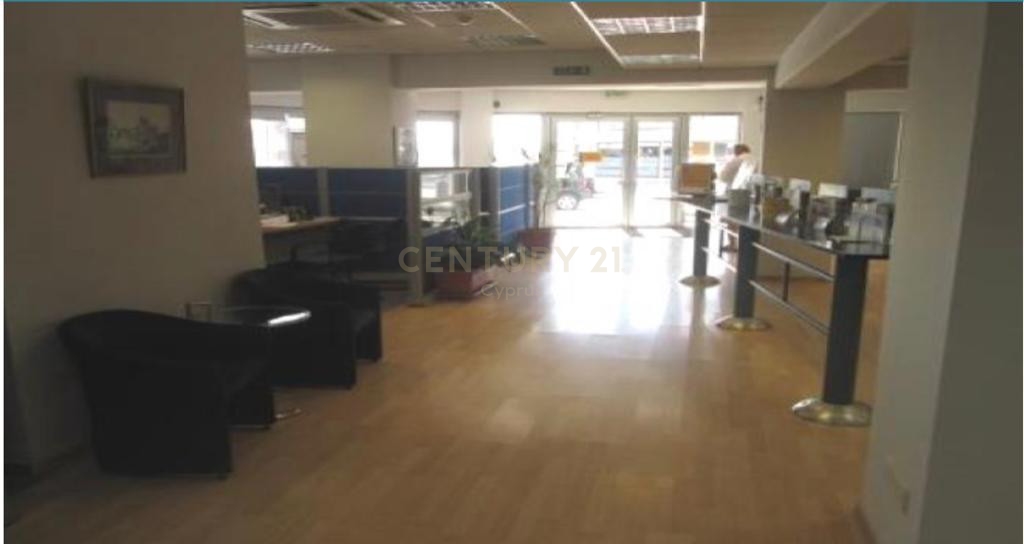 430m2 Bureau à Lakatamia, Nicosia, Chypre No. 54060