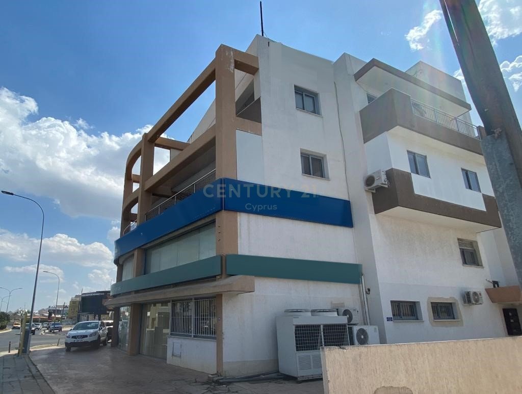 430m2 Bureau à Lakatamia, Nicosia, Chypre No. 54060