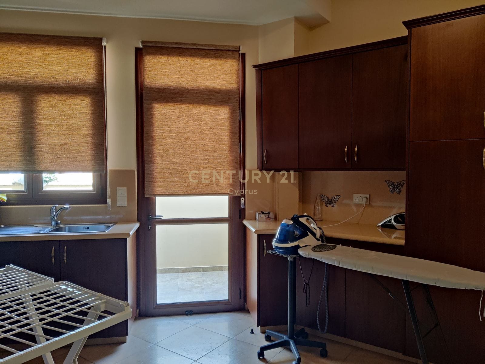 5 dormitorios Villa en Ypsonas, Limassol, Chipre No. 54057