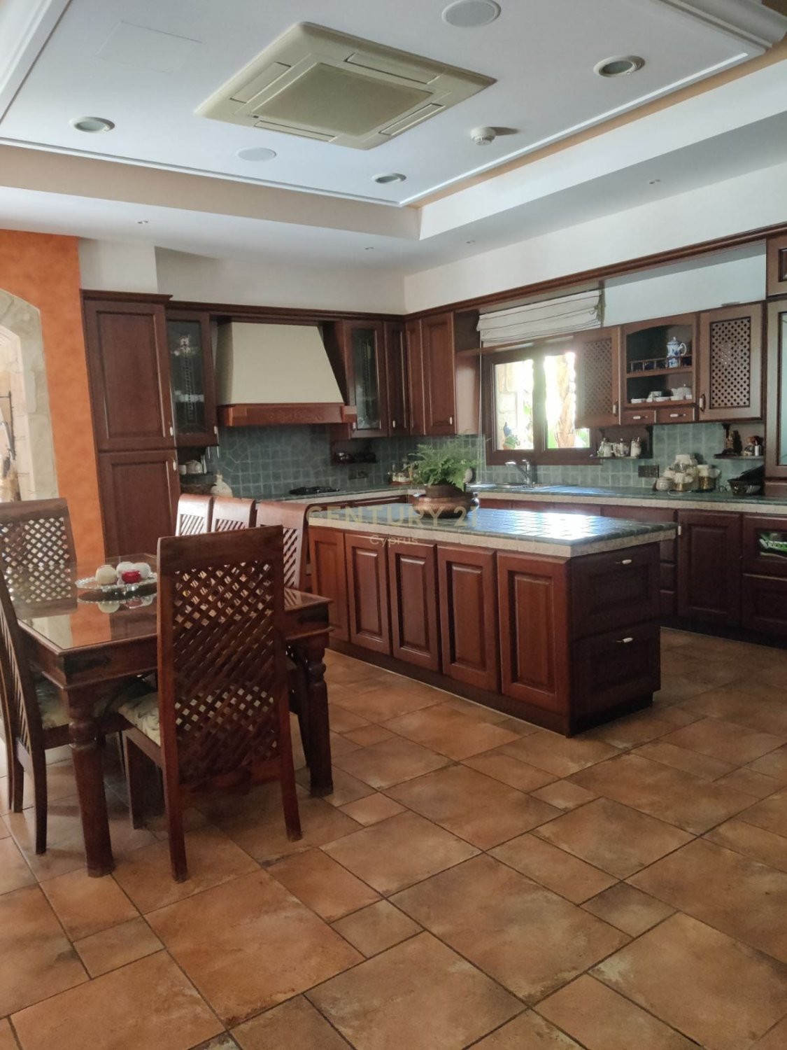 5 dormitorios Villa en Ypsonas, Limassol, Chipre No. 54057