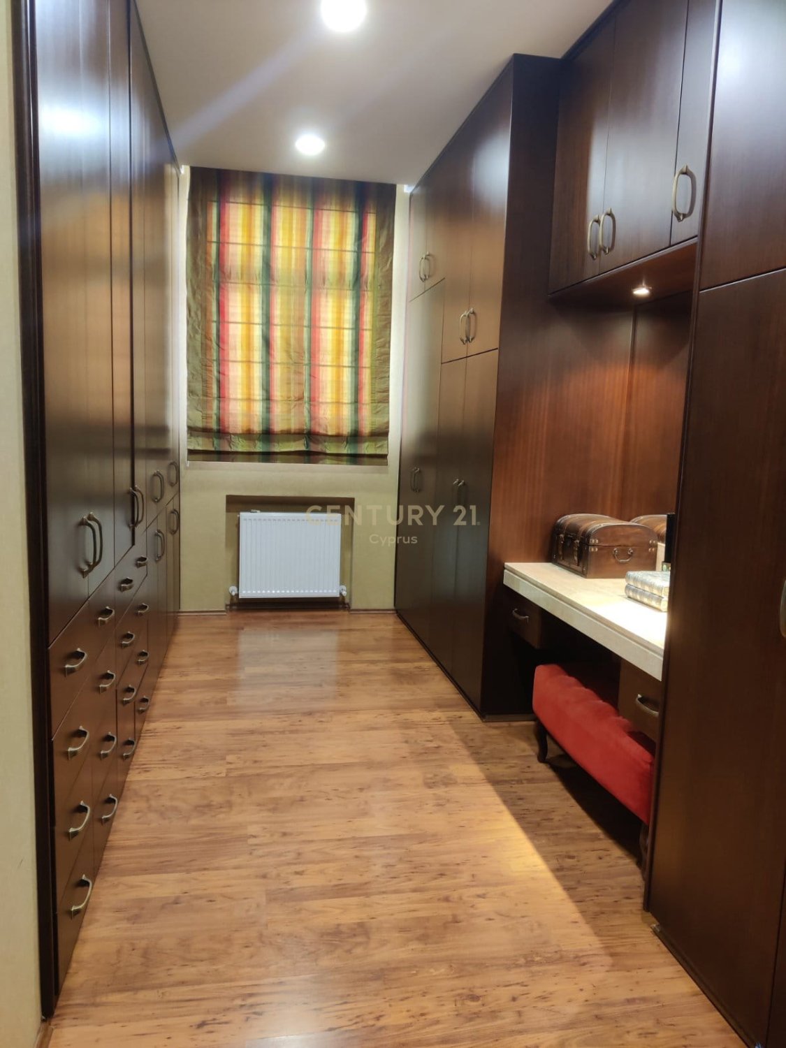 5 dormitorios Villa en Ypsonas, Limassol, Chipre No. 54057
