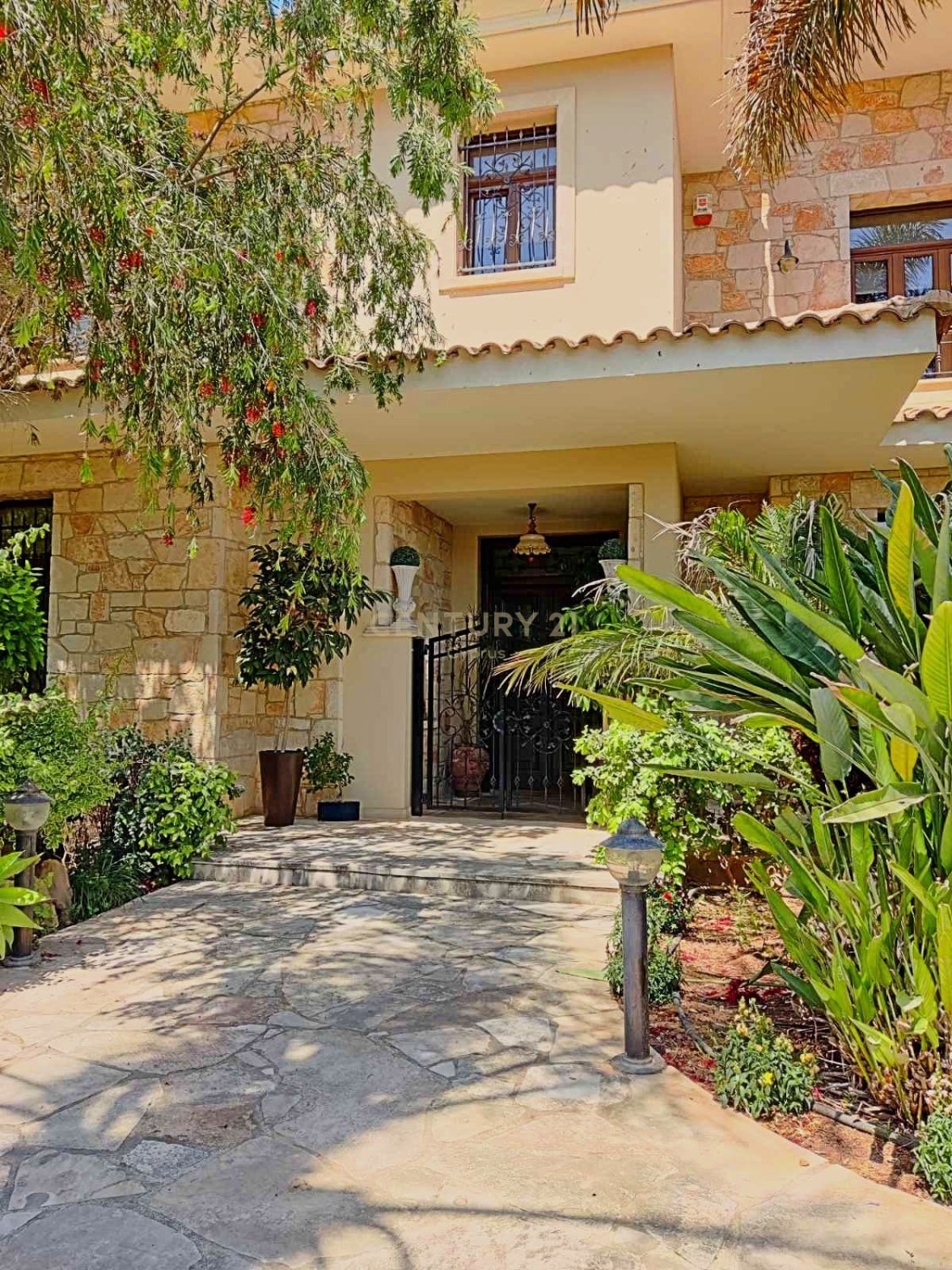5 dormitorios Villa en Ypsonas, Limassol, Chipre No. 54057