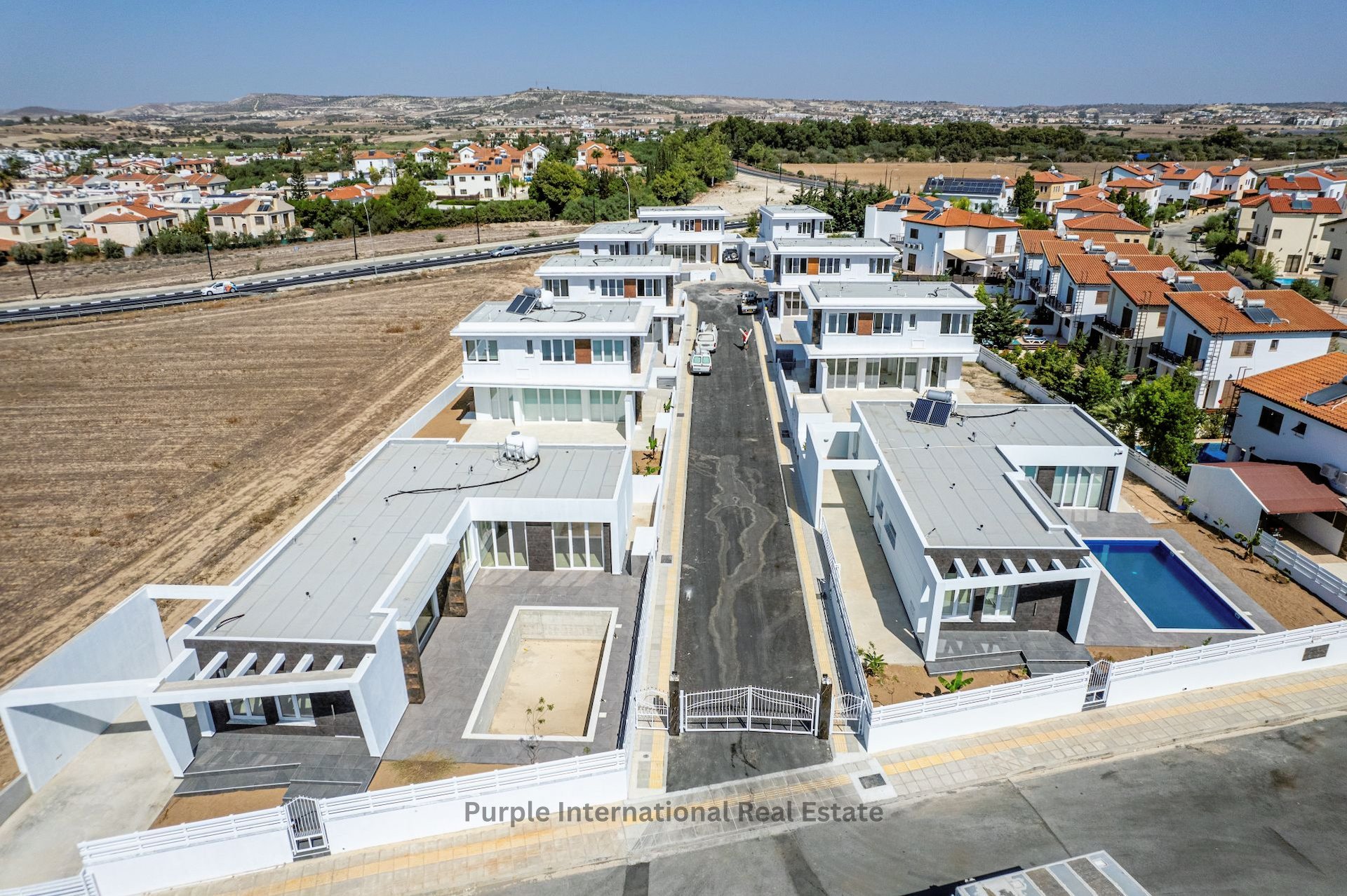 3 bedrooms Villa in Larnaka, Cyprus No. 8529