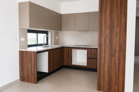 2 bedrooms Apartment in Larnaca, Larnaka, Cyprus No. 54798
