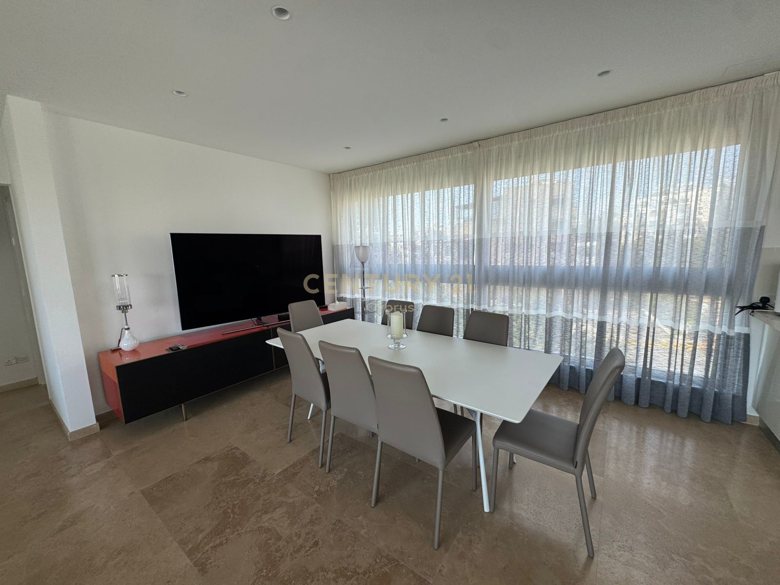 112m2 Bureau à Agios Tychonas, Limassol, Chypre No. 53896