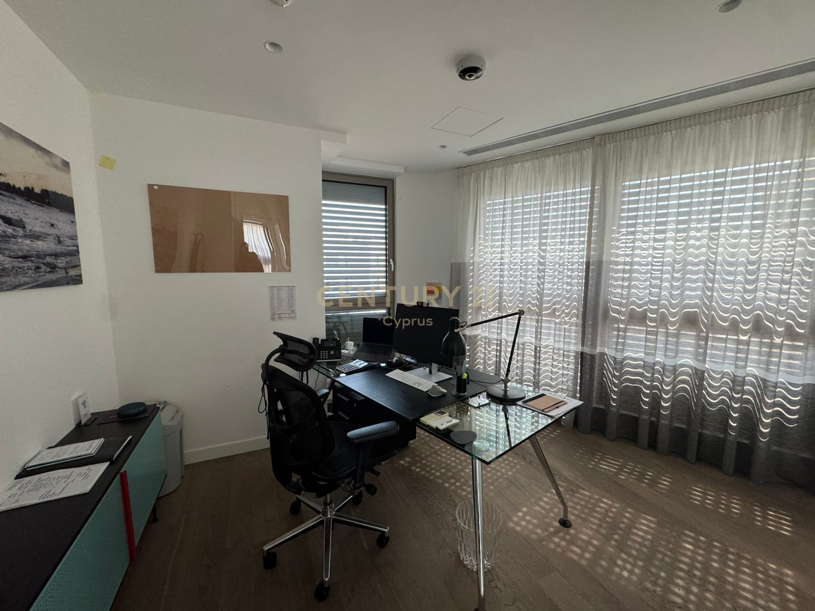 112m2 Bureau à Agios Tychonas, Limassol, Chypre No. 53896